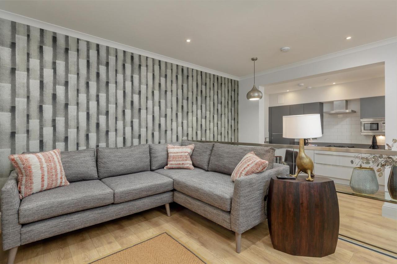 Destiny Scotland - Princes Street Residence Édimbourg Extérieur photo