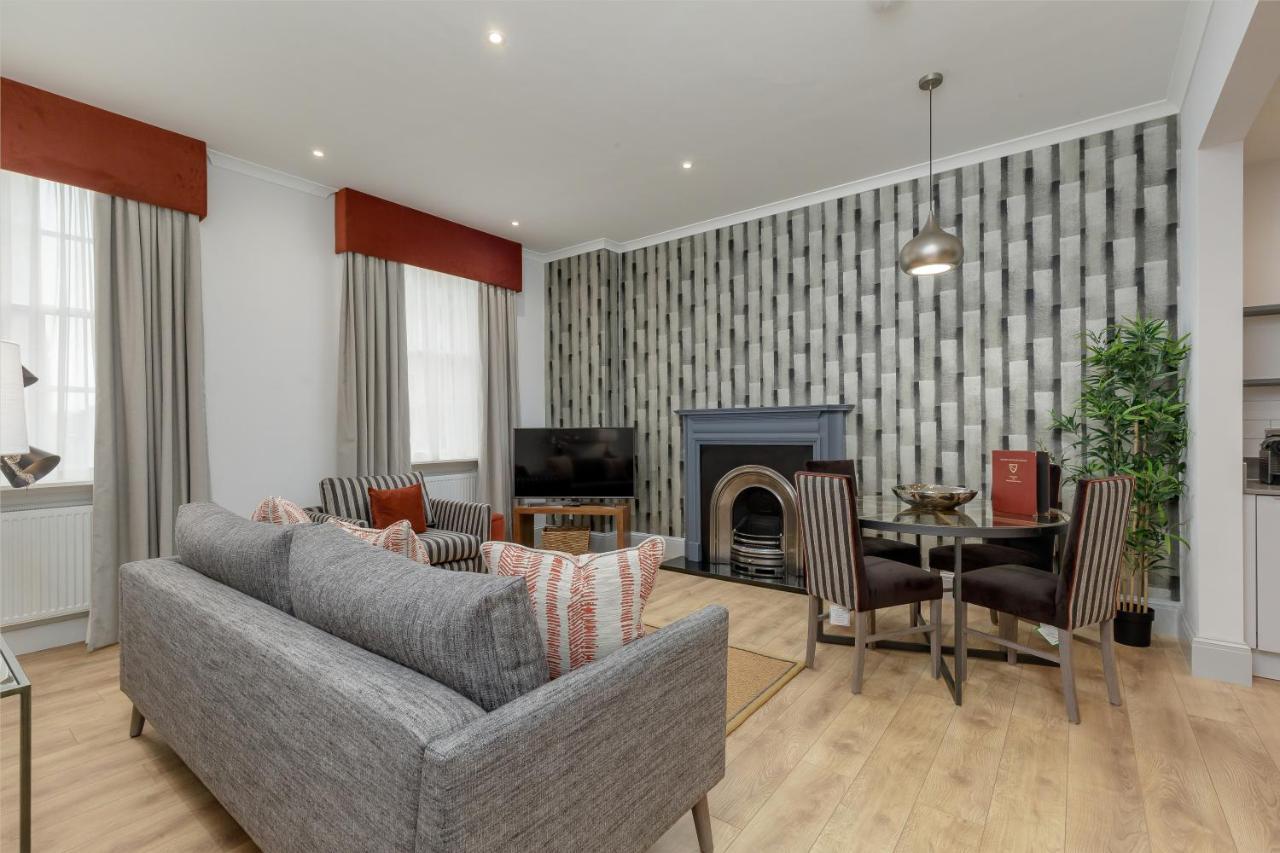 Destiny Scotland - Princes Street Residence Édimbourg Extérieur photo