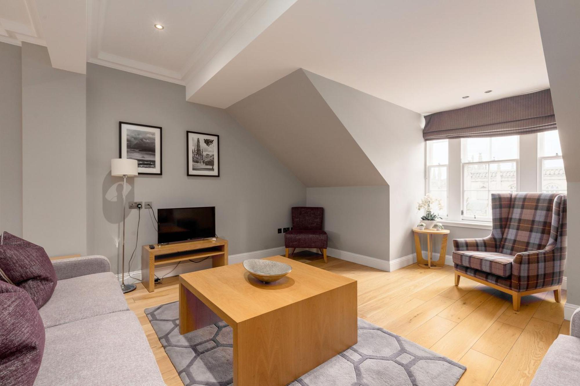 Destiny Scotland - Princes Street Residence Édimbourg Extérieur photo