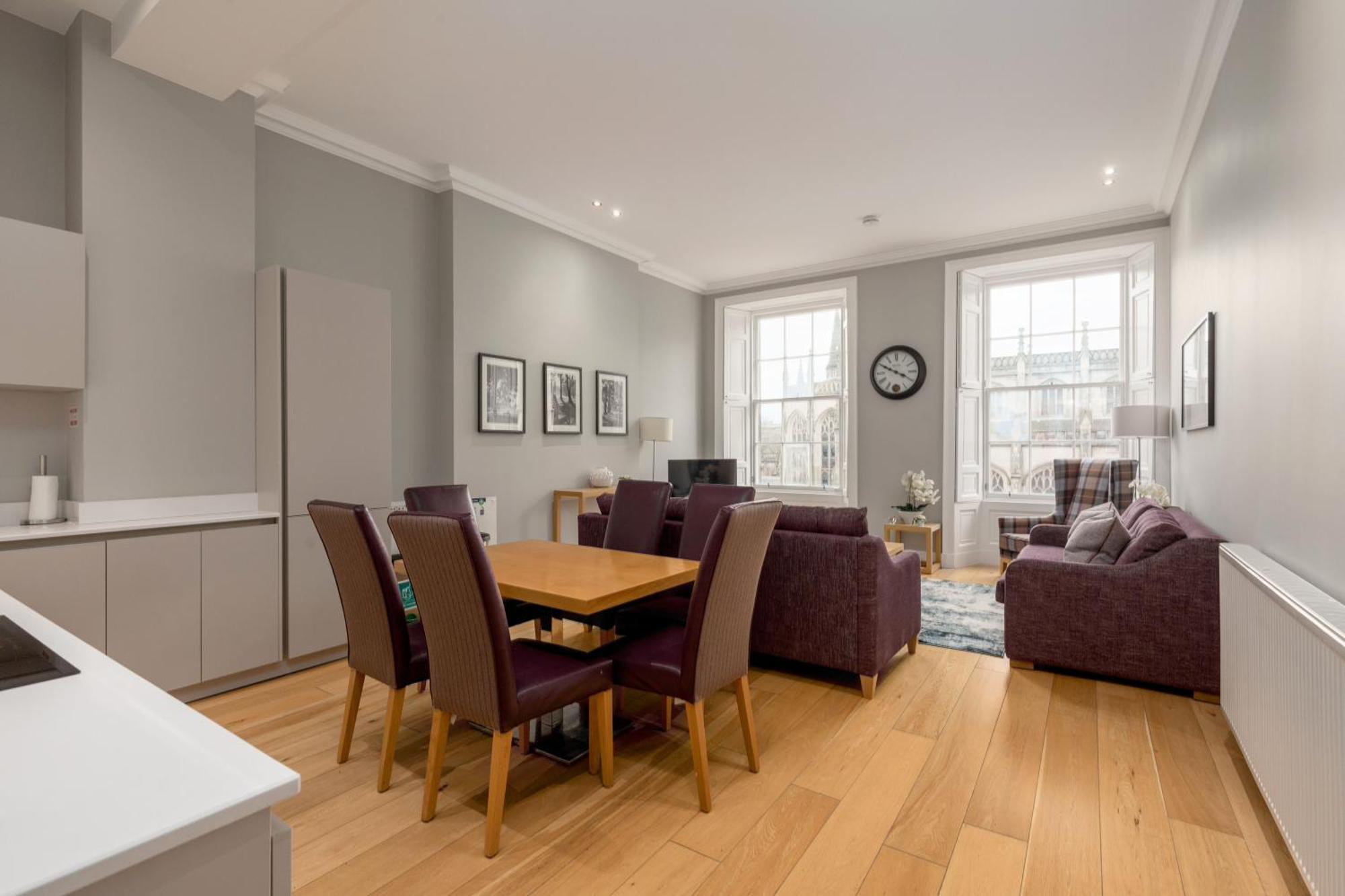 Destiny Scotland - Princes Street Residence Édimbourg Extérieur photo