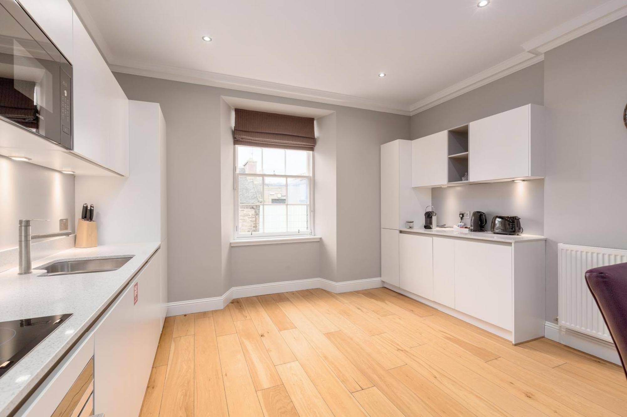 Destiny Scotland - Princes Street Residence Édimbourg Extérieur photo