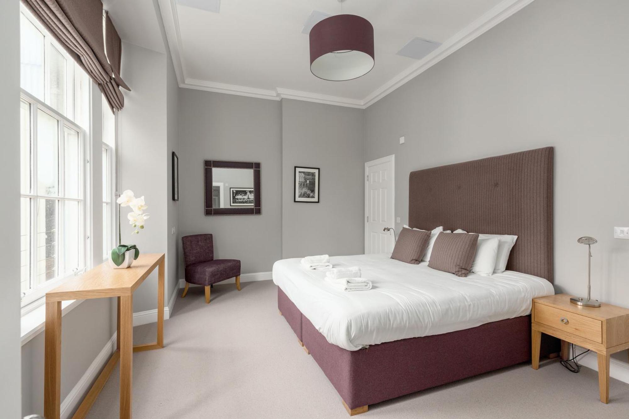 Destiny Scotland - Princes Street Residence Édimbourg Extérieur photo