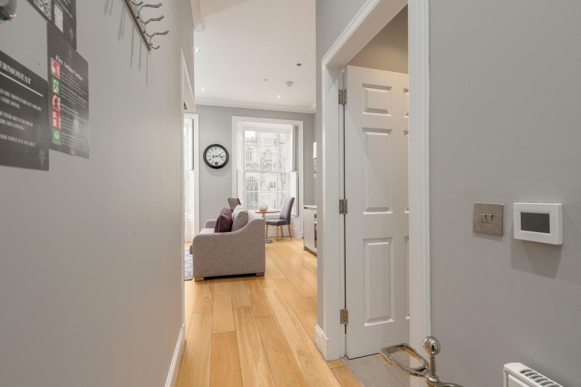 Destiny Scotland - Princes Street Residence Édimbourg Extérieur photo
